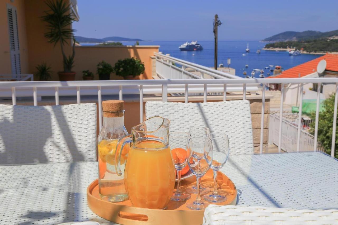 Apartment Sunny Elza 2 Hvar Town Luaran gambar
