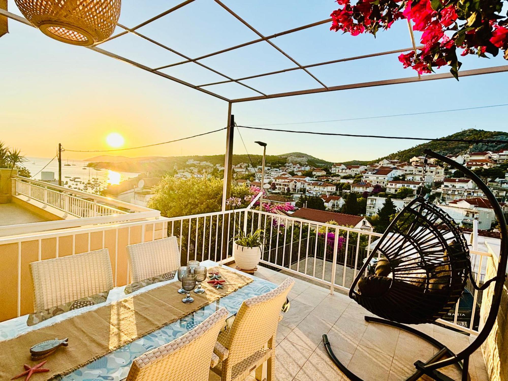 Apartment Sunny Elza 2 Hvar Town Luaran gambar
